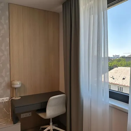 Novy V Centre, Vyhlad Na Hrad Appartement