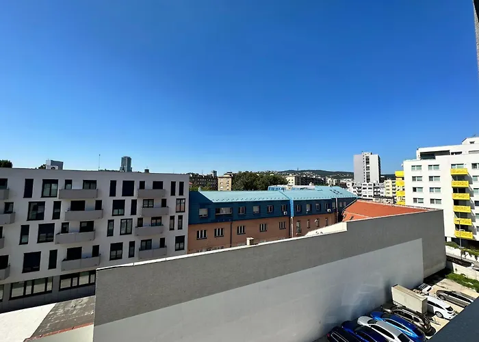 Nivy, Parkovanie, Blizko Centra * Pozsony